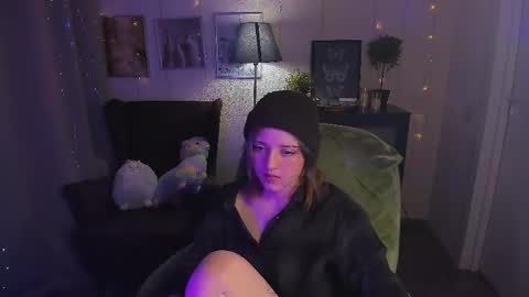 Sarah online show from April 29, 2026, 9:10 pm
