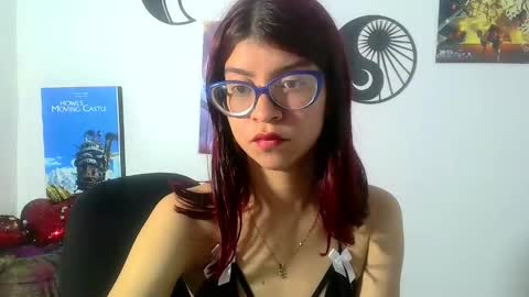 Snapshot of sarahsmitt chatting on January 31, 2025, 9:26 pm Sarah online show from January 31, 2025, 9:26 pm