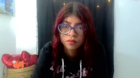 Snapshot of sarahsmitt chatting on February 24, 2025, 10:58 pm Sarah online show from February 24, 2025, 10:58 pm