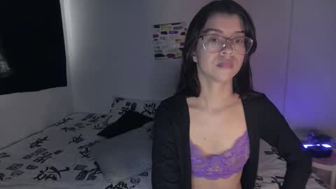 Snapshot of sarahsmitt chatting on October 8, 2025, 9:01 pm Sarah online show from October 8, 2025, 9:01 pm