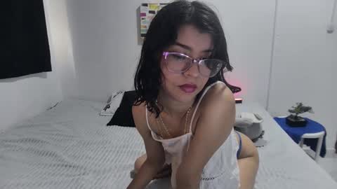 Snapshot of sarahsmitt chatting on October 26, 2025, 3:07 pm Sarah online show from October 26, 2025, 3:07 pm