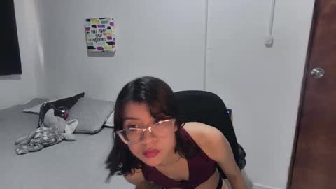 Snapshot of sarahsmitt chatting on November 6, 2025, 6:53 pm Sarah online show from November 6, 2025, 6:53 pm