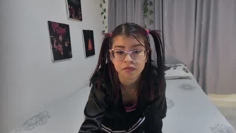 Sarah  online show from June 19, 2026, 3:38 pm