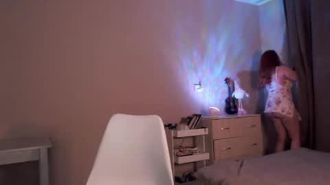 Sarah online show from December 28, 2024, 5:46 pm