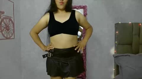 Snapshot of sarahsweetty chatting on April 18, 2026, 5:11 am Sarah online show from April 18, 2026, 5:11 am
