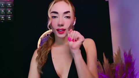 Snapshot of sarajonesxxx chatting on June 13, 2026, 12:41 am Sara jones online show from June 13, 2026, 12:41 am