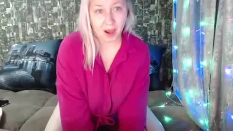 Snapshot of sarakatherin chatting on January 29, 2025, 9:17 pm Sara online show from January 29, 2025, 9:17 pm