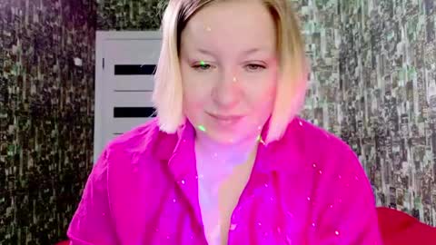 Sara online show from April 23, 2026, 3:52 am