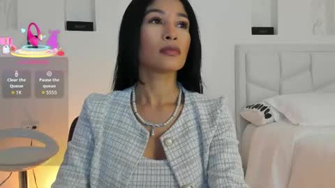 saralife69 online show from June 1, 2026, 11:01 am