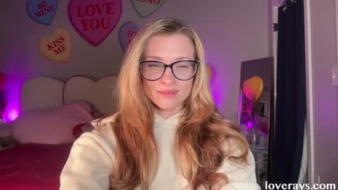 Back from Vacay  Follow for more here  online show from February 10, 2026, 2:59 am