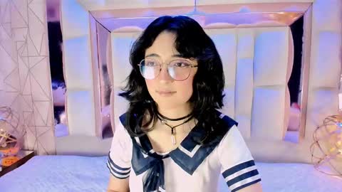 sara  online show from November 3, 2025, 5:52 am