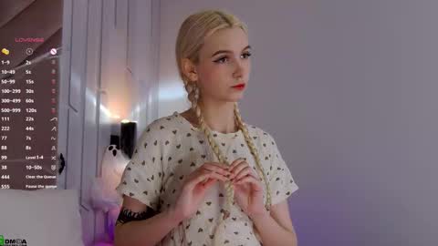 Snapshot of saramist chatting on October 29, 2025, 1:41 am saramist online show from October 29, 2025, 1:41 am