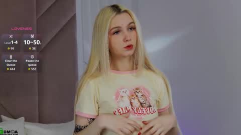 Snapshot of saramist chatting on November 29, 2025, 1:41 am saramist online show from November 29, 2025, 1:41 am