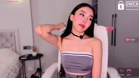 Mia online show from September 20, 2025, 6:14 am