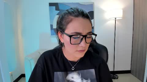 I am Sara  online show from July 14, 2026, 8:14 pm