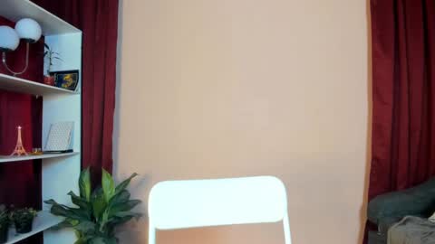 Snapshot of sarasolei chatting on September 12, 2025, 4:18 pm ZaraSolei online show from September 12, 2025, 4:18 pm