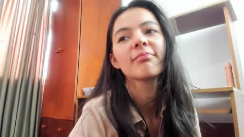 Sara   online show from March 12, 2025, 5:49 pm