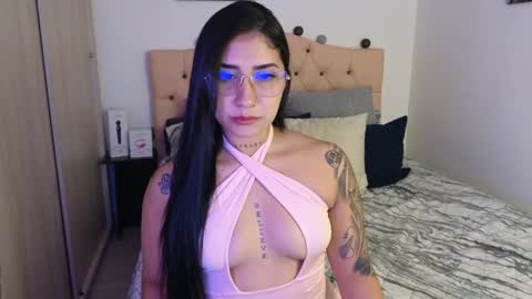 Snapshot of saratukkerr chatting on January 23, 2025, 3:58 am saratukkerr online show from January 23, 2025, 3:58 am