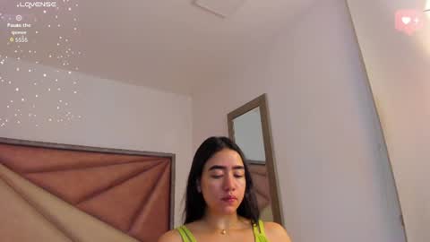 Snapshot of sarawagner_ chatting on July 10, 2026, 1:32 am online show from July 10, 2026, 1:32 am