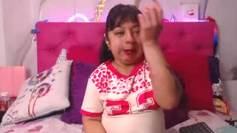 Snapshot of sarawiills chatting on June 20, 2026, 2:09 pm Sara Wills online show from June 20, 2026, 2:09 pm