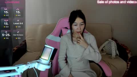 Snapshot of saraxray chatting on September 22, 2025, 3:19 am Sara online show from September 22, 2025, 3:19 am