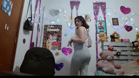 Snapshot of saray_extrovert1 chatting on December 5, 2024, 4:42 am Sara Jimenez online show from December 5, 2024, 4:42 am