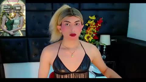 Snapshot of saraypiink chatting on July 15, 2026, 9:42 pm saraypiink online show from July 15, 2026, 9:42 pm