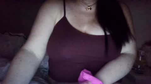 Snapshot of saretta46 chatting on December 15, 2025, 3:00 am Sara online show from December 15, 2025, 3:00 am