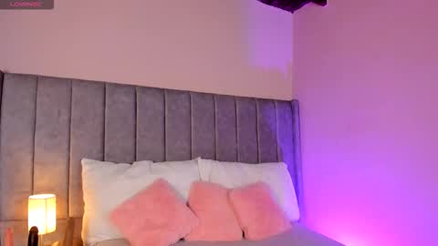 Sara Garcia online show from November 19, 2025, 4:34 am