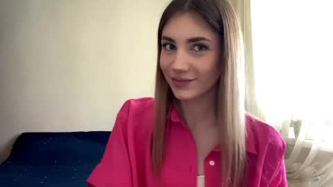 Snapshot of sarigerla chatting on June 8, 2026, 9:09 am sarigerla online show from June 8, 2026, 9:09 am