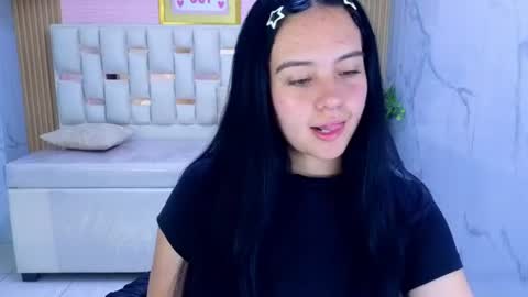 Snapshot of sarita_09_s chatting on July 18, 2026, 3:00 am Sara online show from July 18, 2026, 3:00 am