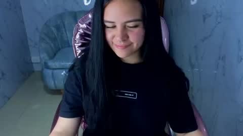 Snapshot of sarita_09_s chatting on July 28, 2026, 3:21 pm Sara online show from July 28, 2026, 3:21 pm