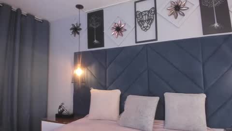 Snapshot of sarita_hills chatting on January 12, 2025, 3:28 am Sara online show from January 12, 2025, 3:28 am