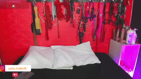 Snapshot of sarita_moller chatting on July 5, 2026, 3:02 am Sarita Moller online show from July 5, 2026, 3:02 am