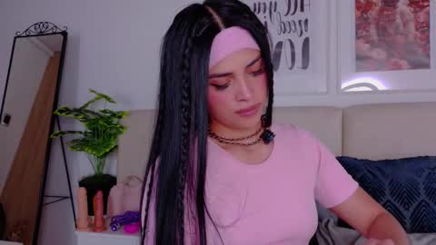 Sara online show from February 5, 2026, 9:19 pm