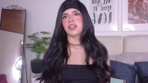 Sara online show from February 16, 2026, 8:49 pm