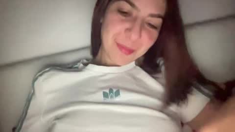 Snapshot of sarrah_rossy chatting on March 2, 2025, 3:24 am Sarrah online show from March 2, 2025, 3:24 am