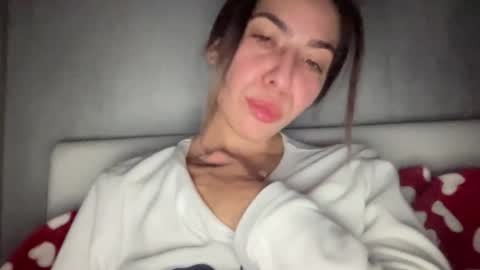 Snapshot of sarrah_rossy chatting on November 25, 2025, 9:59 pm Sarrah online show from November 25, 2025, 9:59 pm