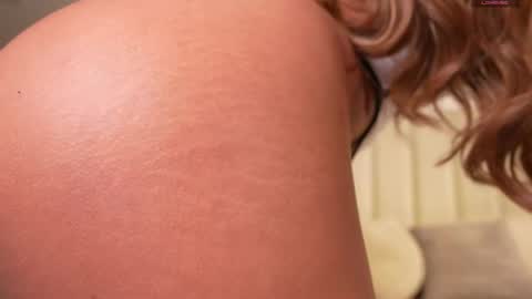 Snapshot of sary_hott chatting on April 7, 2026, 1:39 am My Name Is Sara C. Welcome online show from April 7, 2026, 1:39 am