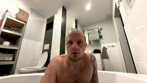 Men37 online show from October 22, 2025, 3:12 pm