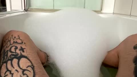 Men37 online show from November 17, 2025, 11:27 am