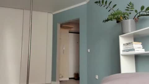 Sasha online show from February 15, 2025, 5:51 am