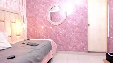 Snapshot of sasha_brownie_ chatting on May 22, 2026, 8:03 pm Sasha online show from May 22, 2026, 8:03 pm