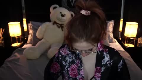 Snapshot of sasha_exclusive chatting on February 9, 2025, 4:36 am Sasha Exclusive online show from February 9, 2025, 4:36 am