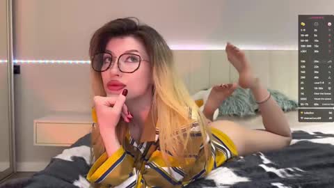 Hi everyone my name is Sasha   online show from February 14, 2025, 6:08 pm