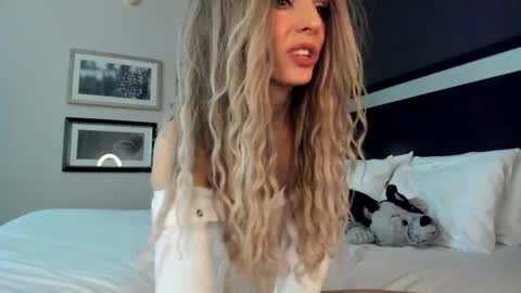 Snapshot of sashabarbieshow chatting on February 22, 2025, 12:29 pm Sasha online show from February 22, 2025, 12:29 pm