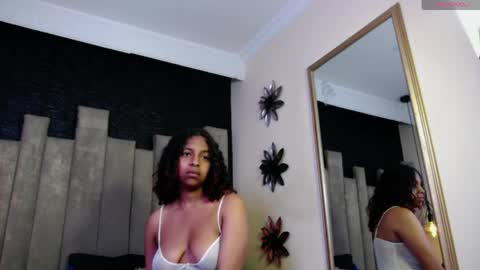 sashafoxy_ online show from April 10, 2026, 2:00 pm