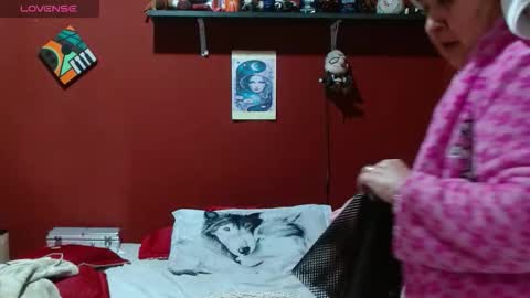 S A S H A R O S E online show from December 4, 2025, 12:25 pm