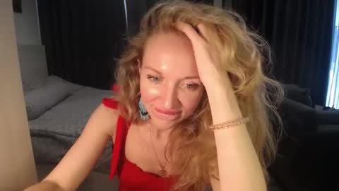 Sasha online show from May 2, 2026, 7:13 am