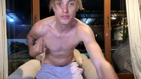 Sasha --  online show from April 26, 2026, 12:14 pm